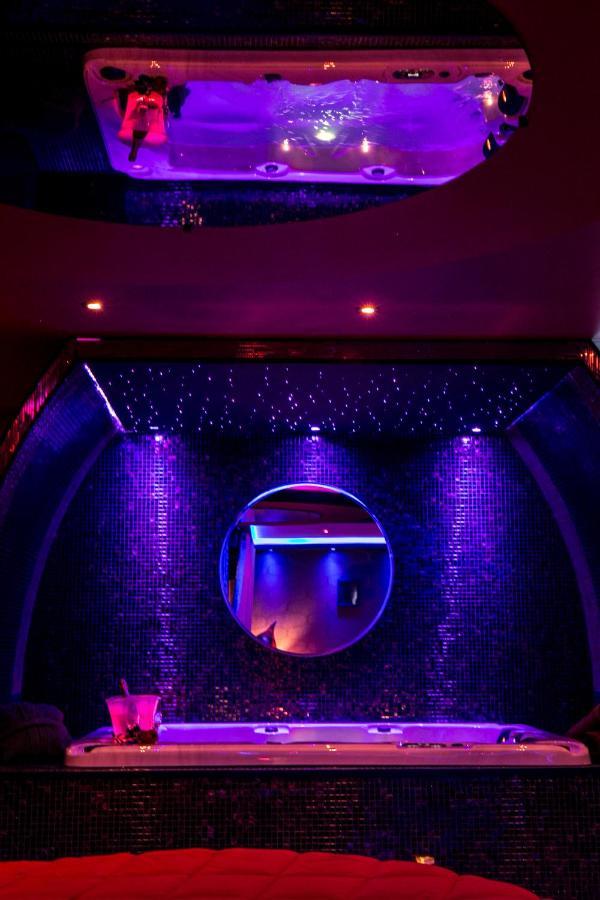 L'Insolite Spa Privatif "Suite Luxueuse-Jacuzzi" Toulouse Exterior photo